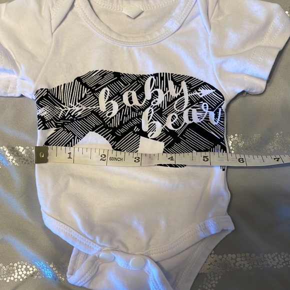 NWOT preemie outfit - Picture 6 of 8